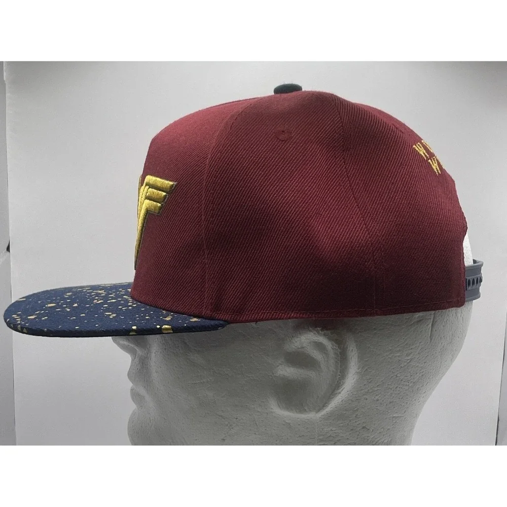 DC Comics Wonder Woman Snapback Hat Women OS Burgundy‎ Gold Splatter Cap